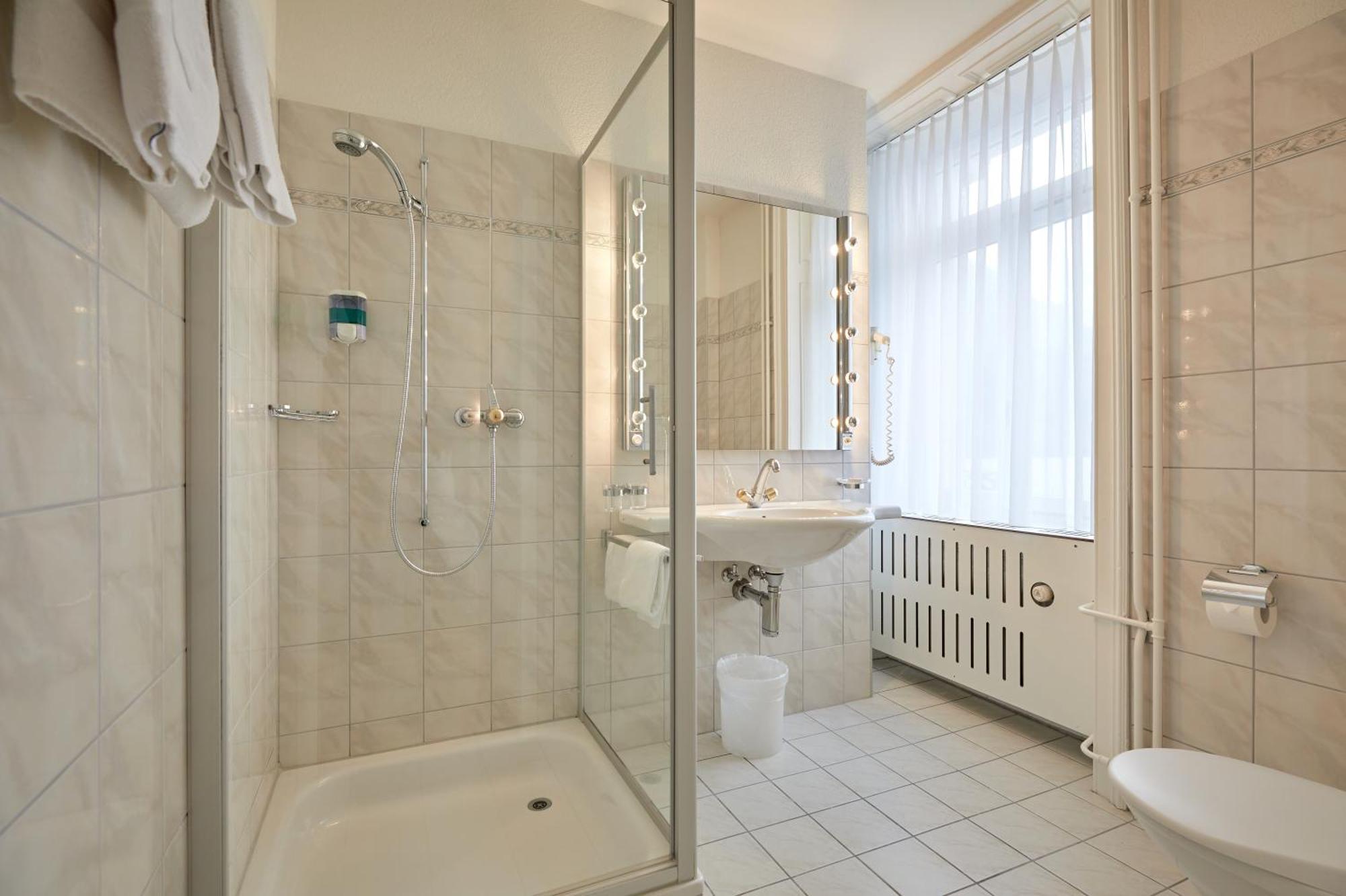 Hotel Schmid & Alfa Brunnen Værelse billede